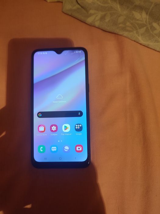 Продаю телефон Samsung A10s