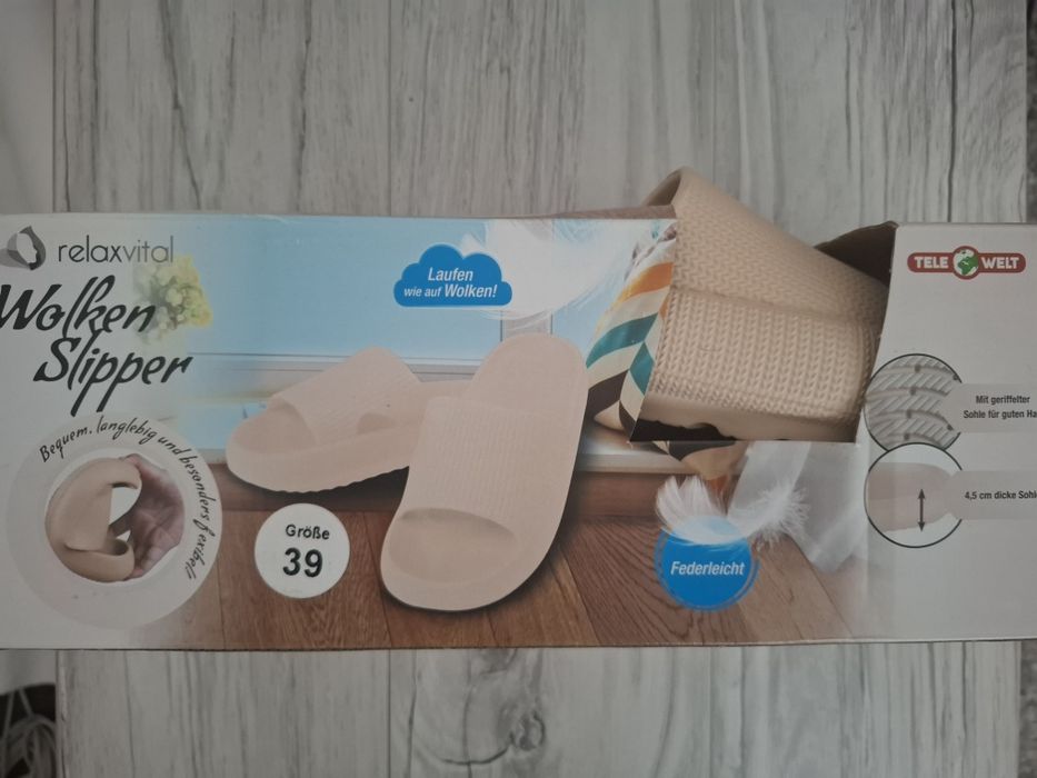 Nowe klapki beżowe Relaxvital 39