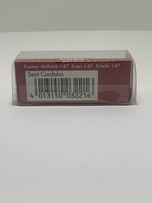 Seat Cordoba da marca Herpa escala 1/87