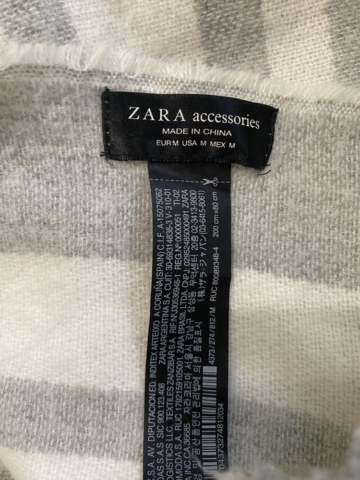 Орегінальний шарф ZARA гарний як подарунок на новмй рік