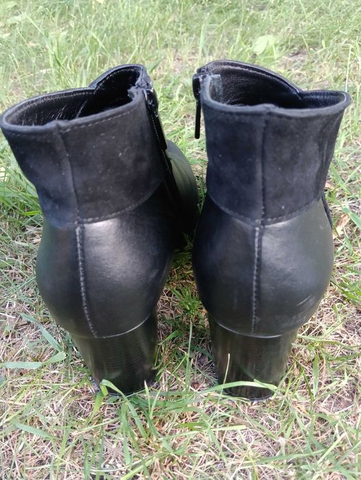 Ботильйони шкіряні