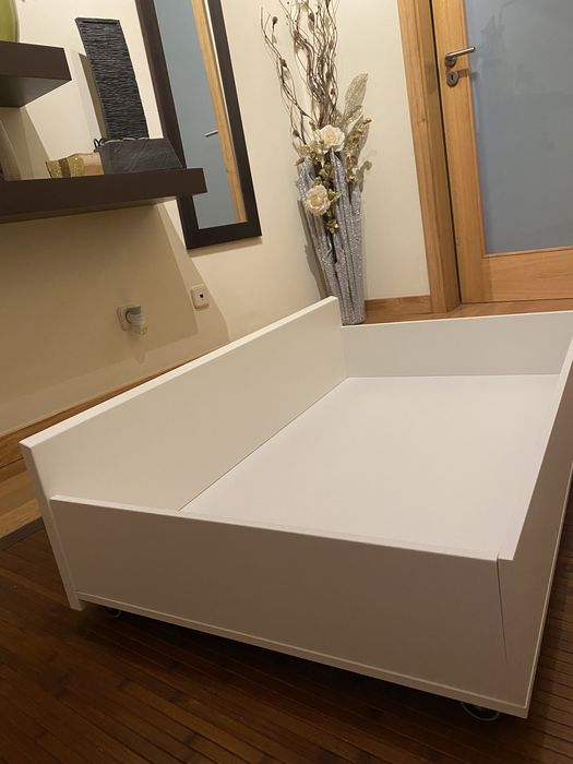 Cama de solteiro 200x90 cm