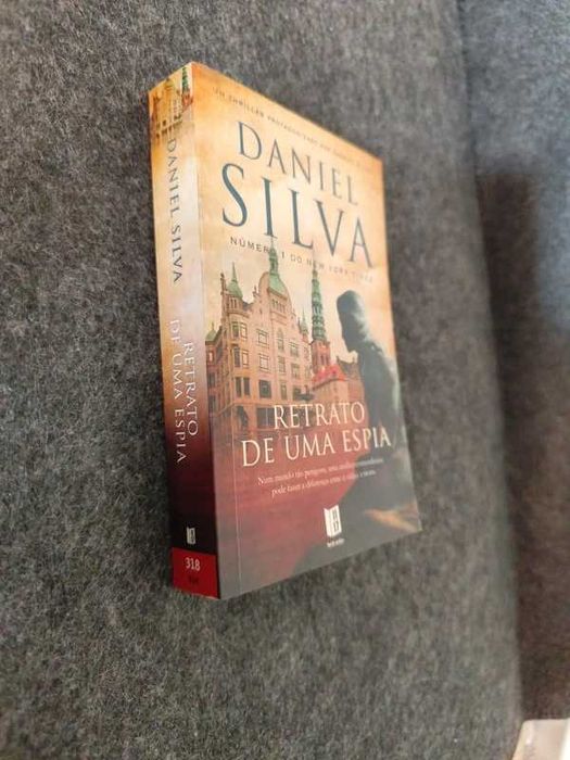 Daniel Silva - Retrato de uma Espia
