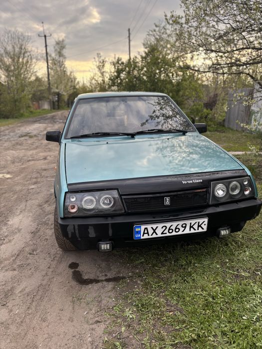 Продам автомобіль ВАЗ 21099