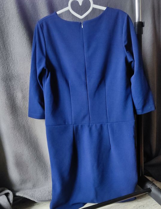 Granatowa sukienka rozmiar L