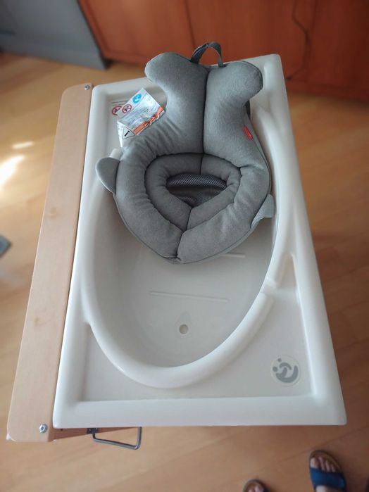 Przewijak z wanienką 2w1 Ceba Roba na kółkach + GRATIS Skip Hop