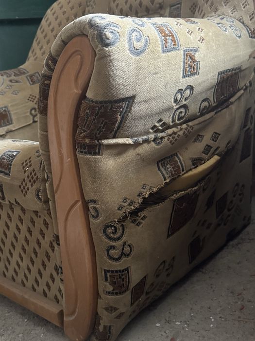 Віддам крісло безкоштовно