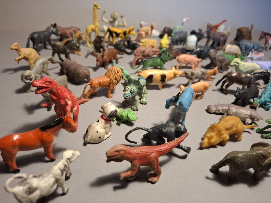 Figurka prl zestaw Zwierzęta 88szt zabawka