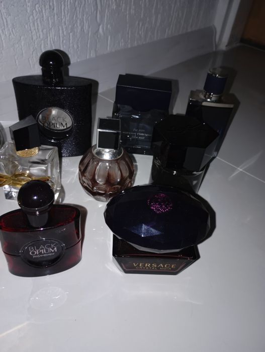 Puste flakony po perfumach