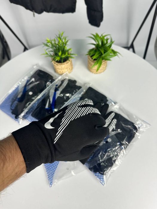 Перчатки Nike Hyper Warm мужские черные рукавиці Найк Хайпер Варм