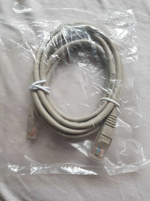 Kabel sieciowy internetowy LAN skrętka UTP cat 5e RJ45 patchcord