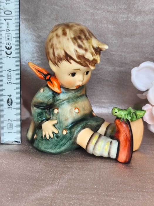 Goebel. Hummel. Germany. Figurka porcelanowa.