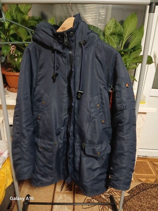 Куртка  осінь зима