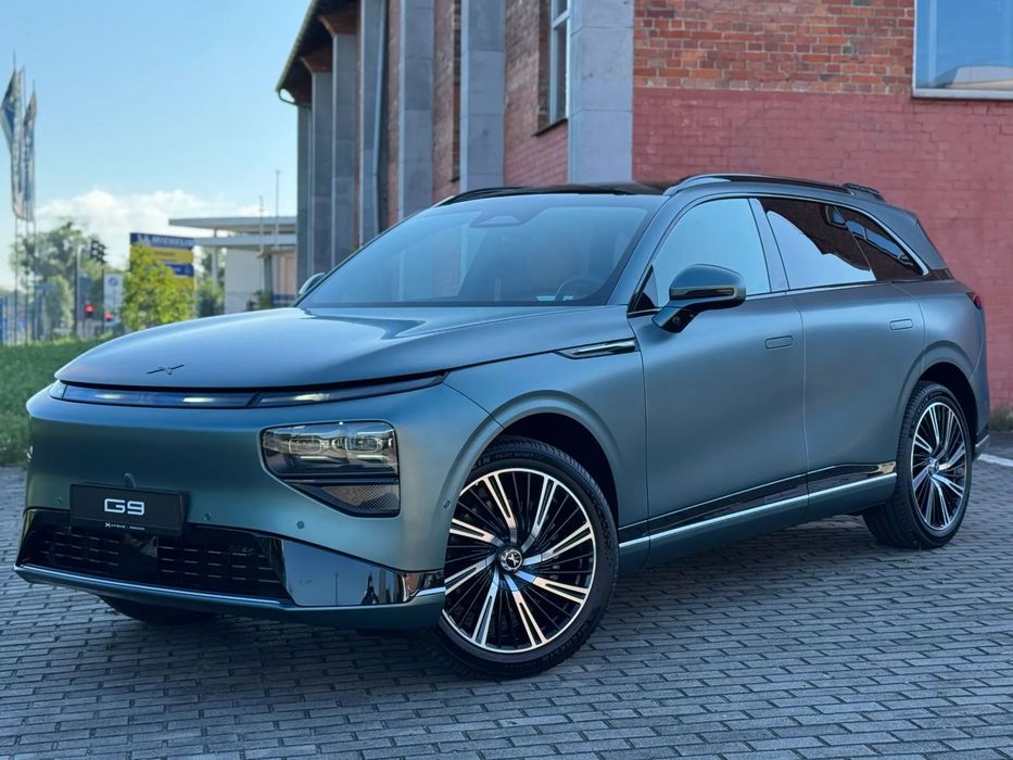 Xpeng G9