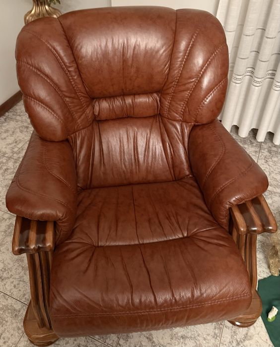 Sofa Rustico em Pele Genuína