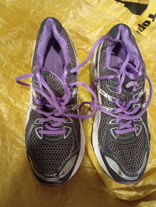 Adidasy Asics buty 39.5 25cm