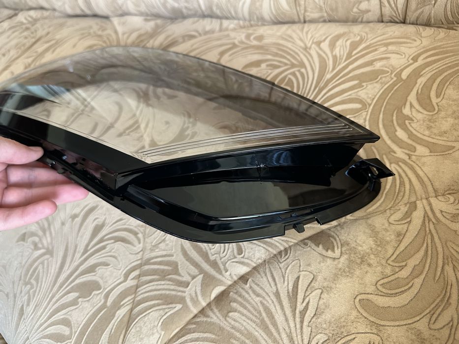 Скло на фару Passat NMS