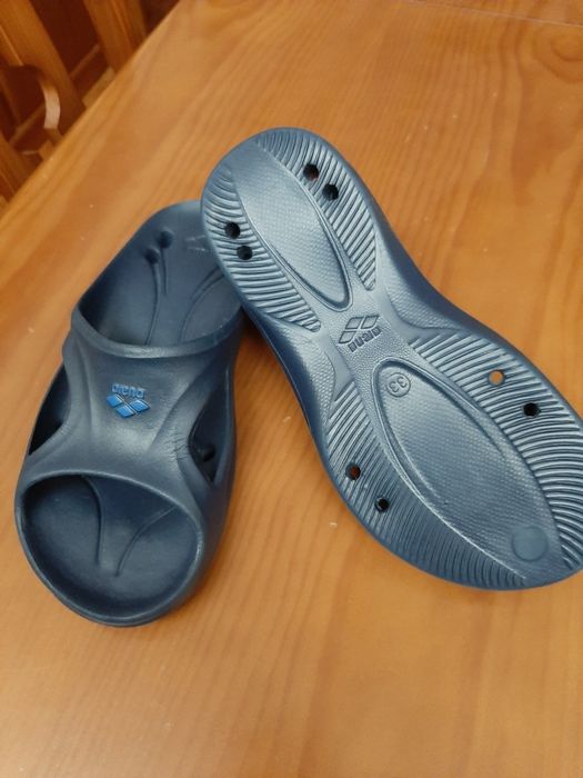 Chinelos praia criança novos