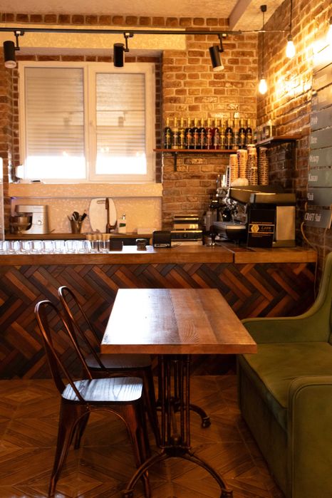 Спальне місце у хостелі у центрі міста