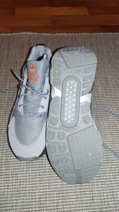 Tênis Adidas ZX 22 BOOST