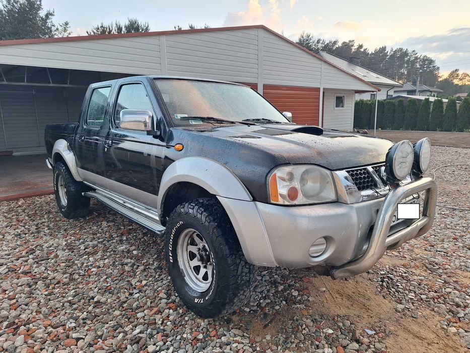 Nissan Navara 2.7 4x4 zdrowa rama pickup