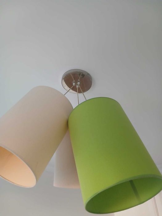 Candeeiro decorativo com 3 abat jours