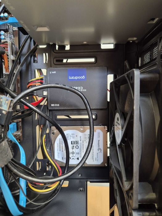 Komputer i5-7500 / 16 GB RAM / GTX 1060 3GB / SSD + HDD
