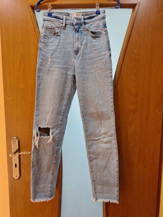 Dziewczęce spodnie dżinsowe Stradivarius