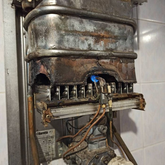Ремонт,  чистка ,  установка газовых колонок и котлов.
