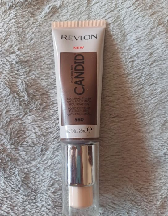 Base Revlon PhotoReady Candid - Tom 560 Espresso (Nova)