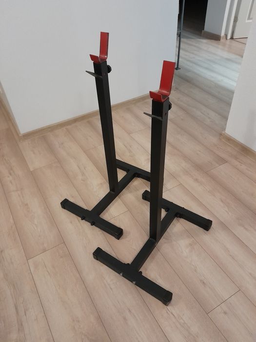 Stojaki regulowane pod sztangę