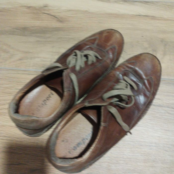 Sapatos como novos camport