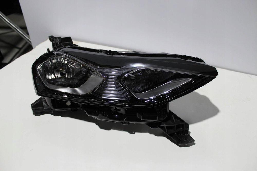 lampa prawa przednia 9820840580 citroen ds 3 crossback
