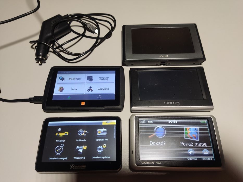 Nawigacje samochodowe GPS różne stany uszkodzone
