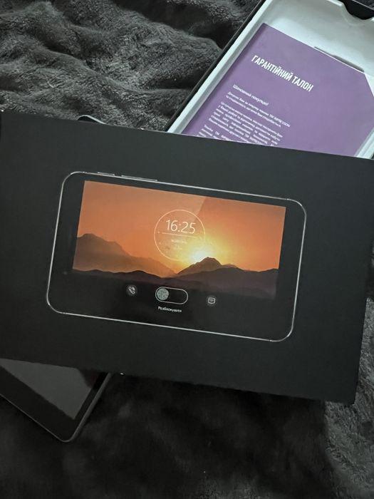 Планшет с коробкой