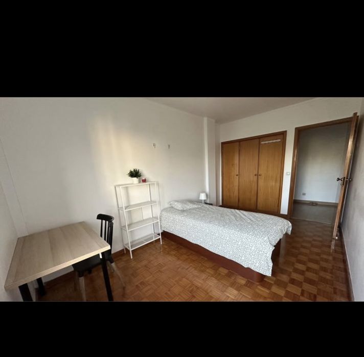 Quarto em Alfragide