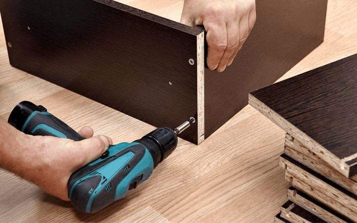 Eletricista Urgente 24h - Reparações ao Domicílio