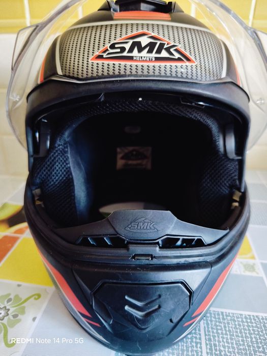 Capacete SMK fechado