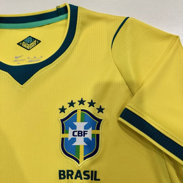 Camisa da seleção do Brasil amarela Principal 26/27