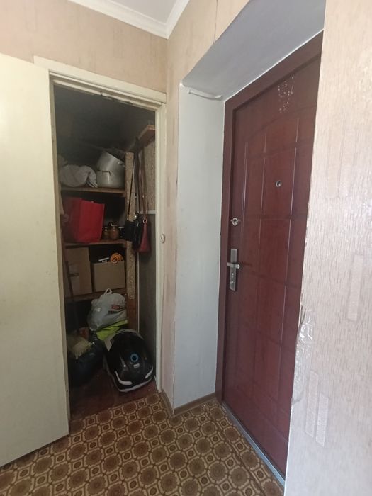 Продаж 1 кімнатної квартири в центрі Димера
