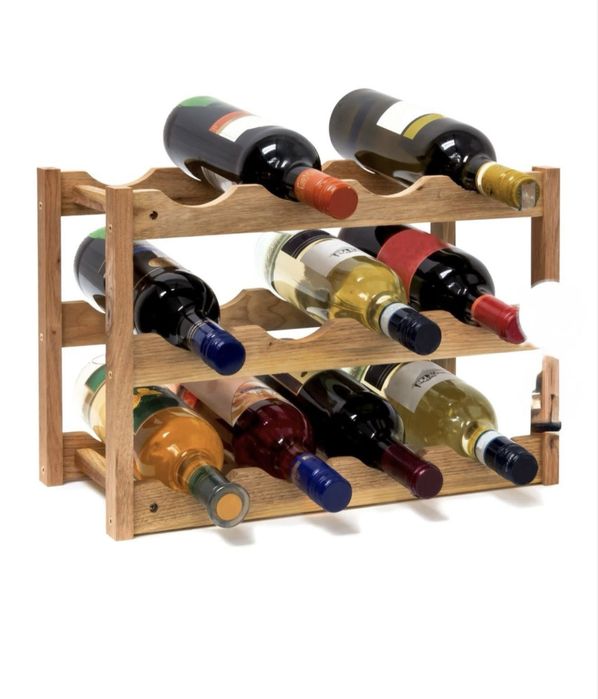 Mały orzechowy regał na wino