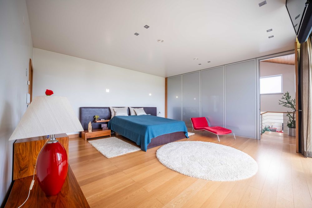 Excelente quinta com 34.876 m2 com moradia de autor