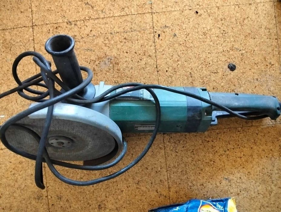 Rebarbadora Bosch PWS 1800