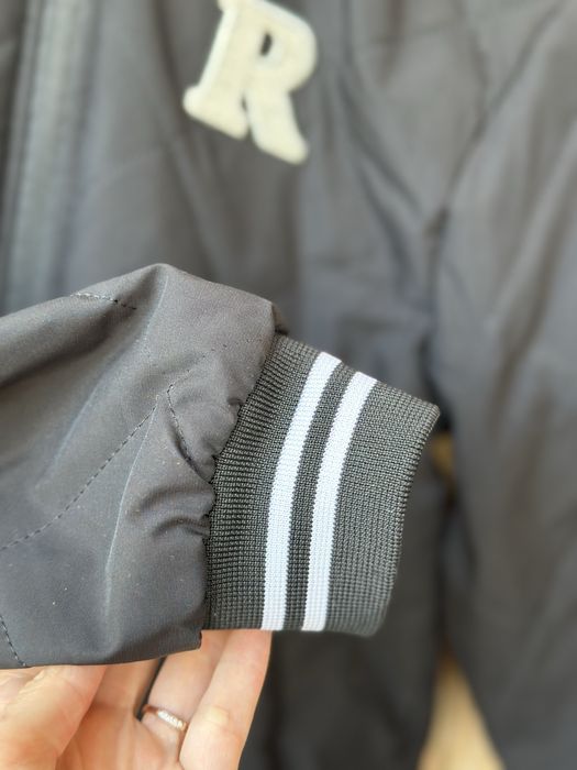 Куртка на хлопчика в ідеальному стані