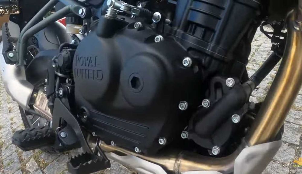 Royal Enfield  HIMALAYAN 450 Tubeless - 450 Kms