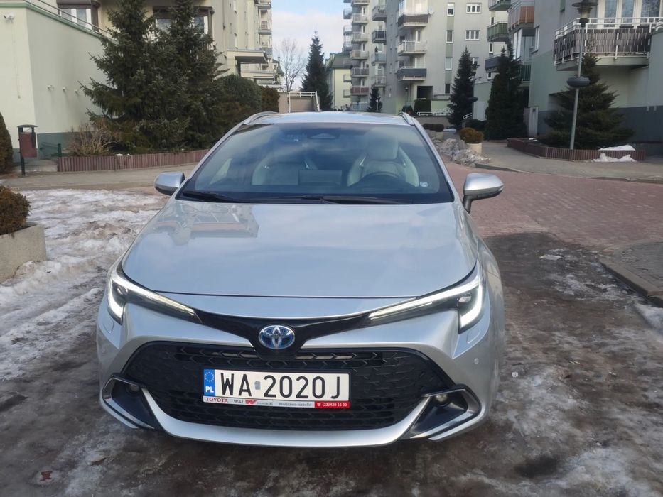 Toyota Corolla Toyota 2.0 Hybrid Executive, pierwszy właściciel, stan idealny