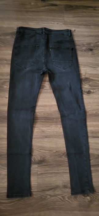 Spodnie jeansy Skinny firmy House rozm 30/34