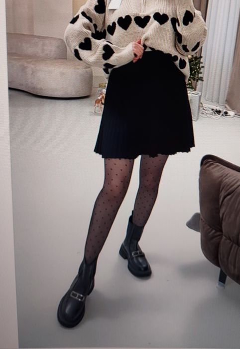 Спідниця чорна трикотажна