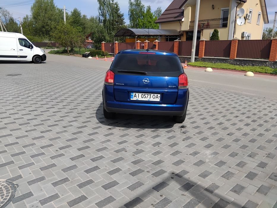 Opel Signum 2.2 дизель 2005 г.в.
