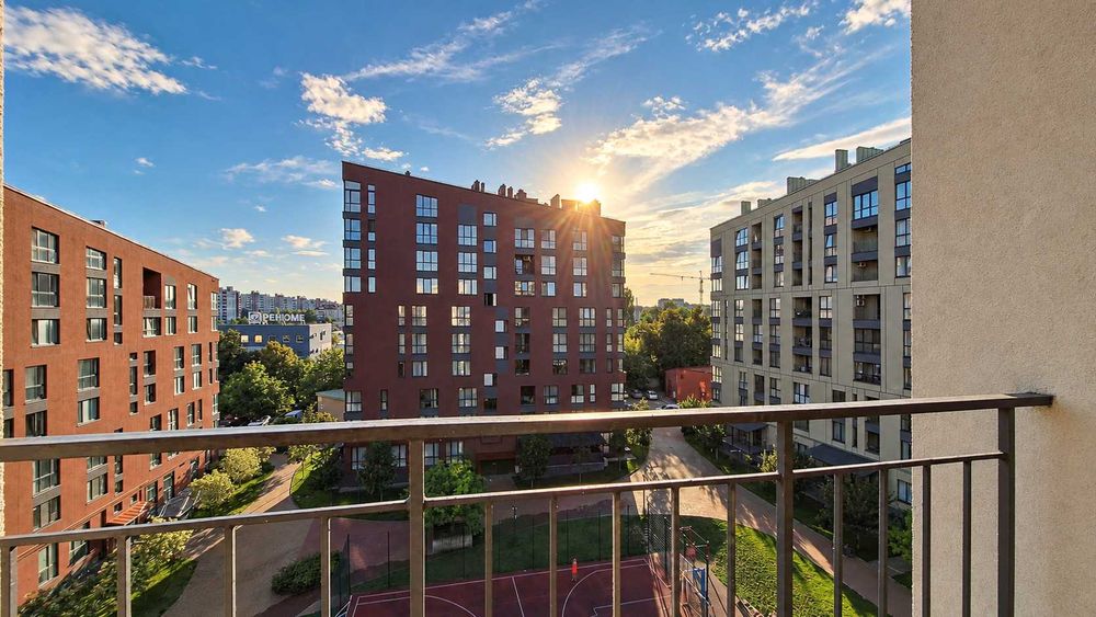 Продам дворівневу квартиру 145 м2 в ЖК Спектрум з частковим ремонтом і будматеріалами.